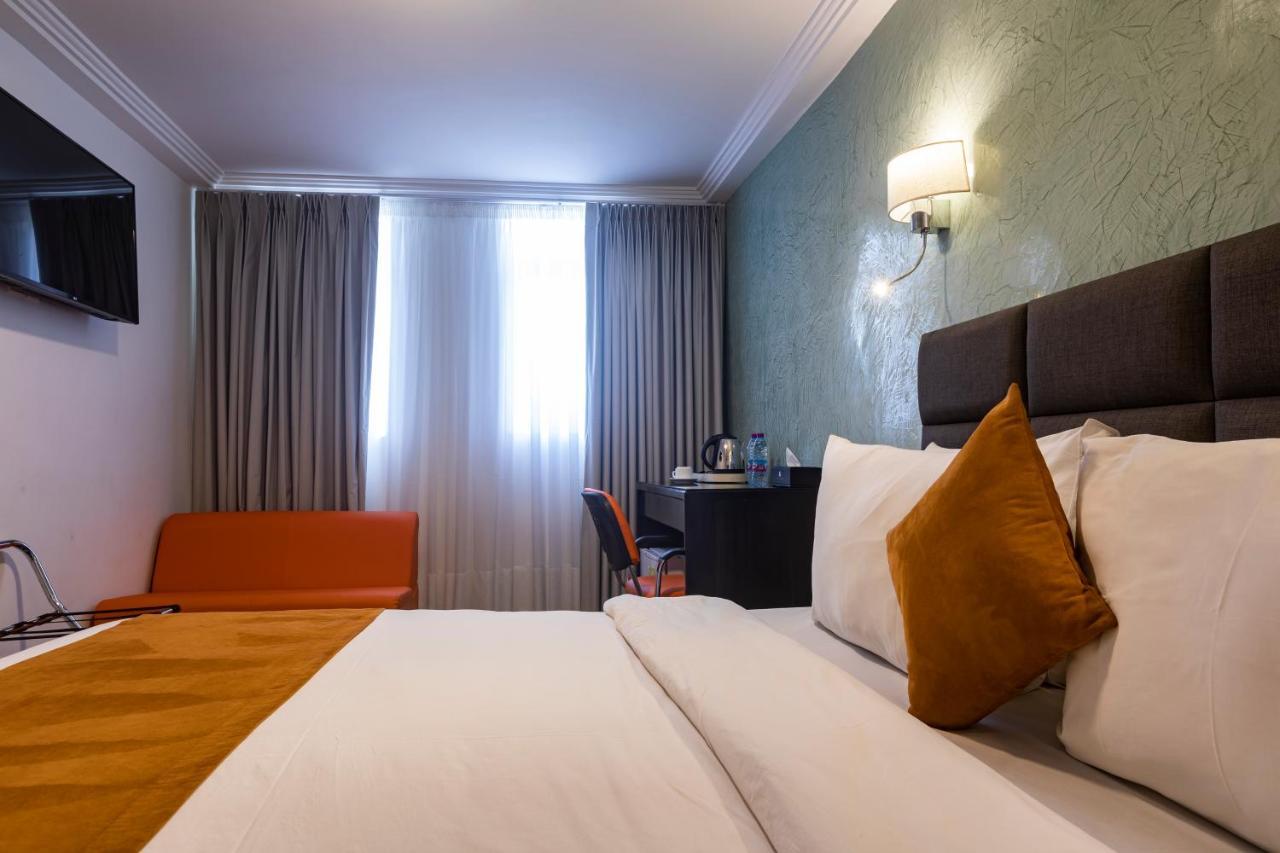 Airport View Hotel Accra Exterior photo