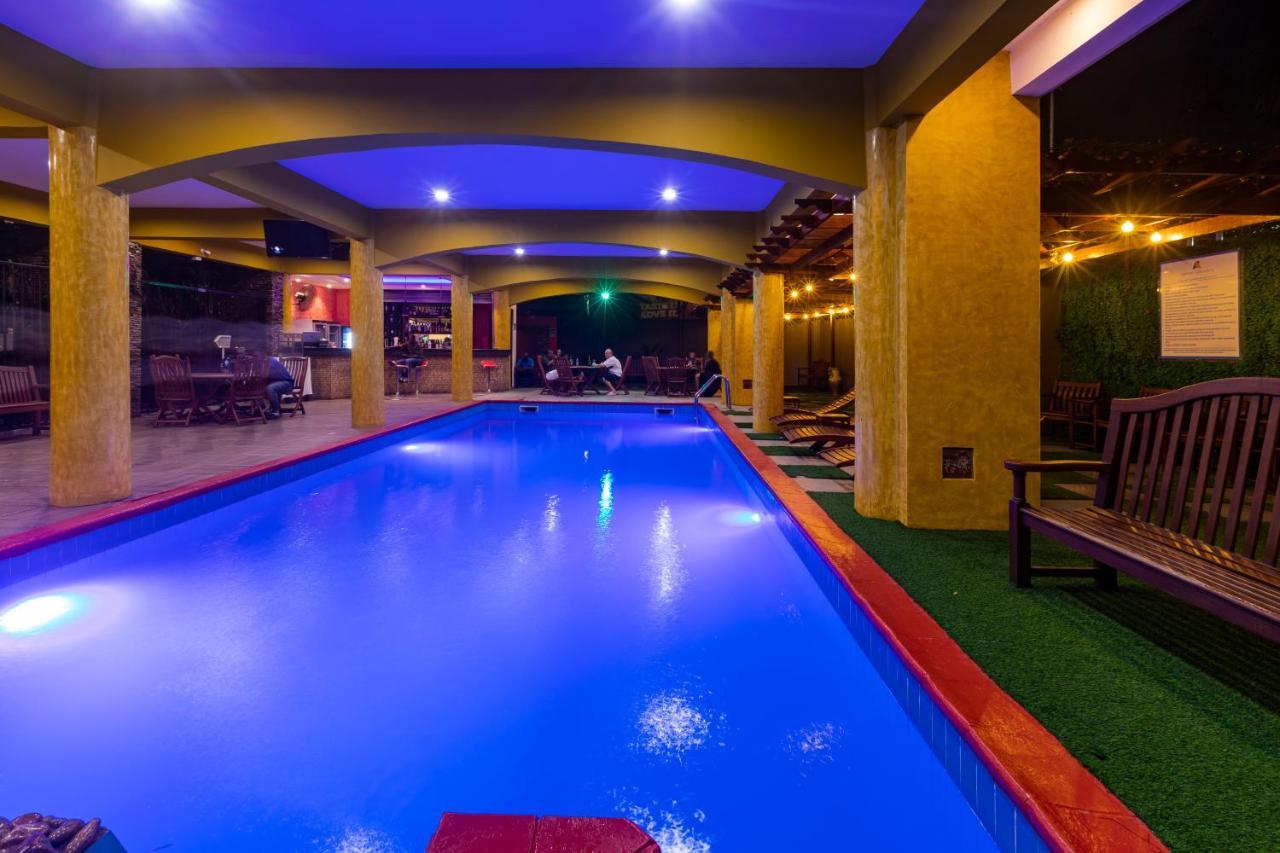 Airport View Hotel Accra Exterior photo